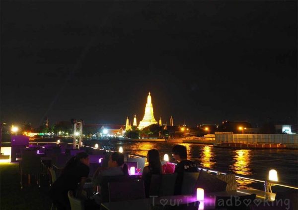 Alangka Cruise Bangkok river Wat Arun